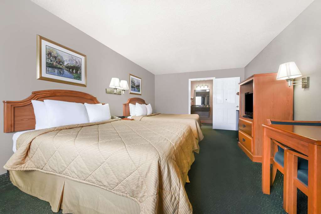 Days Inn by Wyndham Granbury - photo 16