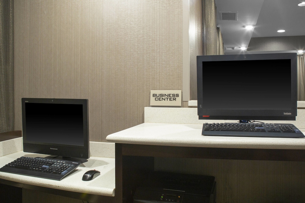 Springhill Suites Memphis East Galleria - photo 25