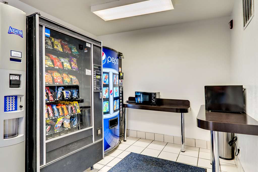 Motel 6 Linthicum Heights MD BWI Airport - photo 23