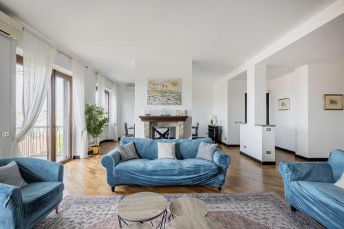 Easylife Milano Melzi D'eril 18 Parco Sempione — 4-Star Luxury Hotel in Milan, Italy