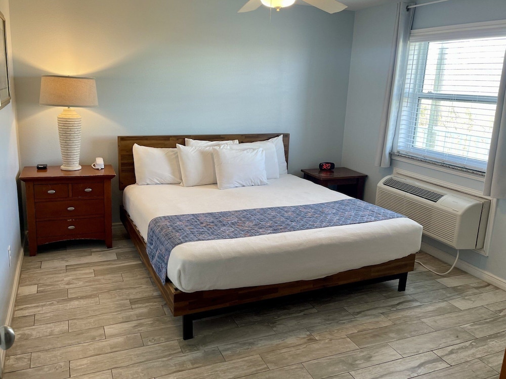 Beachgate Condo Suites And Hotel 512a 1 Bedroom Condo — hotel in Port Aransas