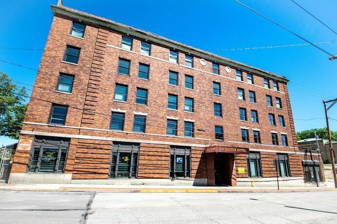 Rochester Hotel - photo 8