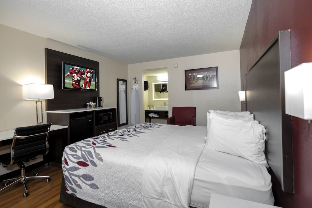 Red Roof Inn Gadsden - photo 12