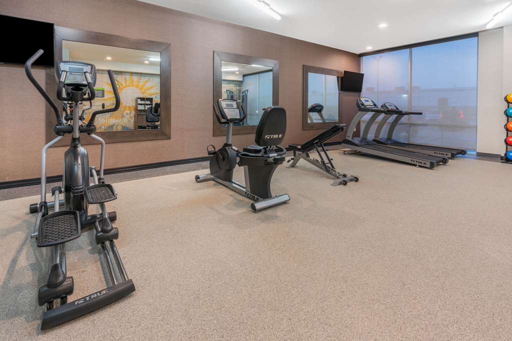 La Quinta Inn and Suites by Wyndham Houston Spring South - photo 8