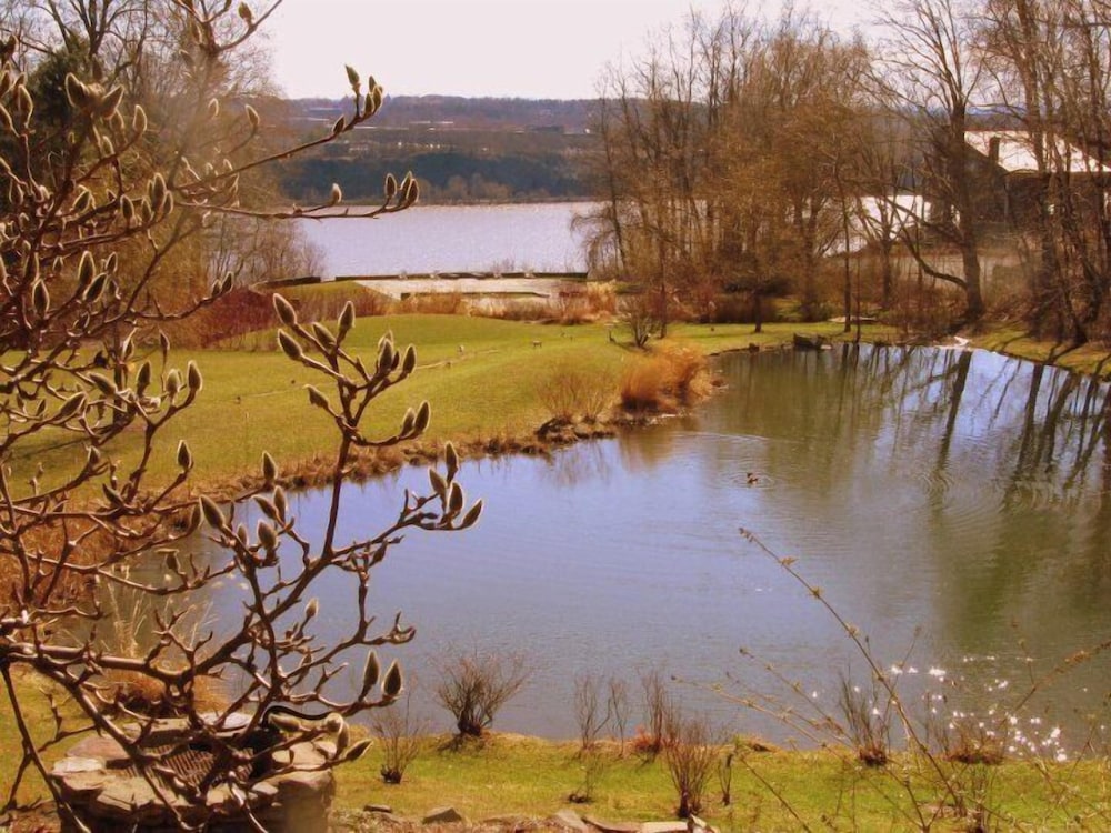 Buttermilk Falls Inn - photo 57