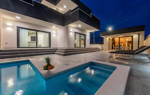 Cdi706 in Unknown City, Croatia