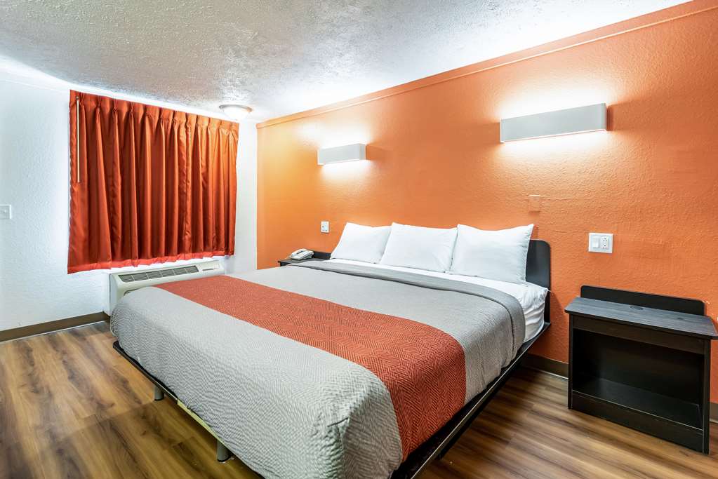 Motel 6 Mansfield OH - photo 10