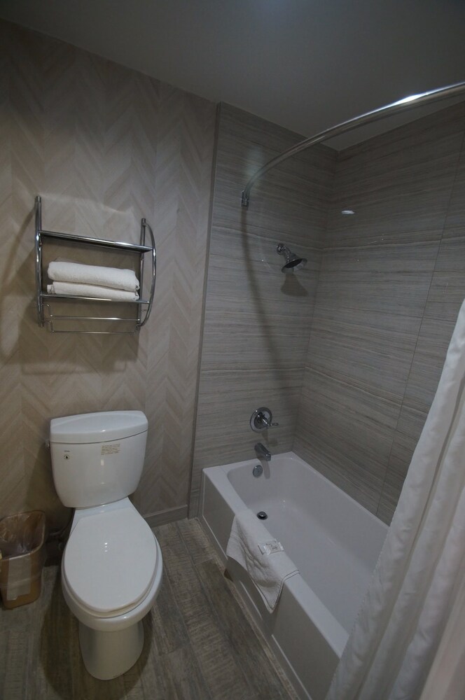 Civic Center Inn Santa Ana - photo 11