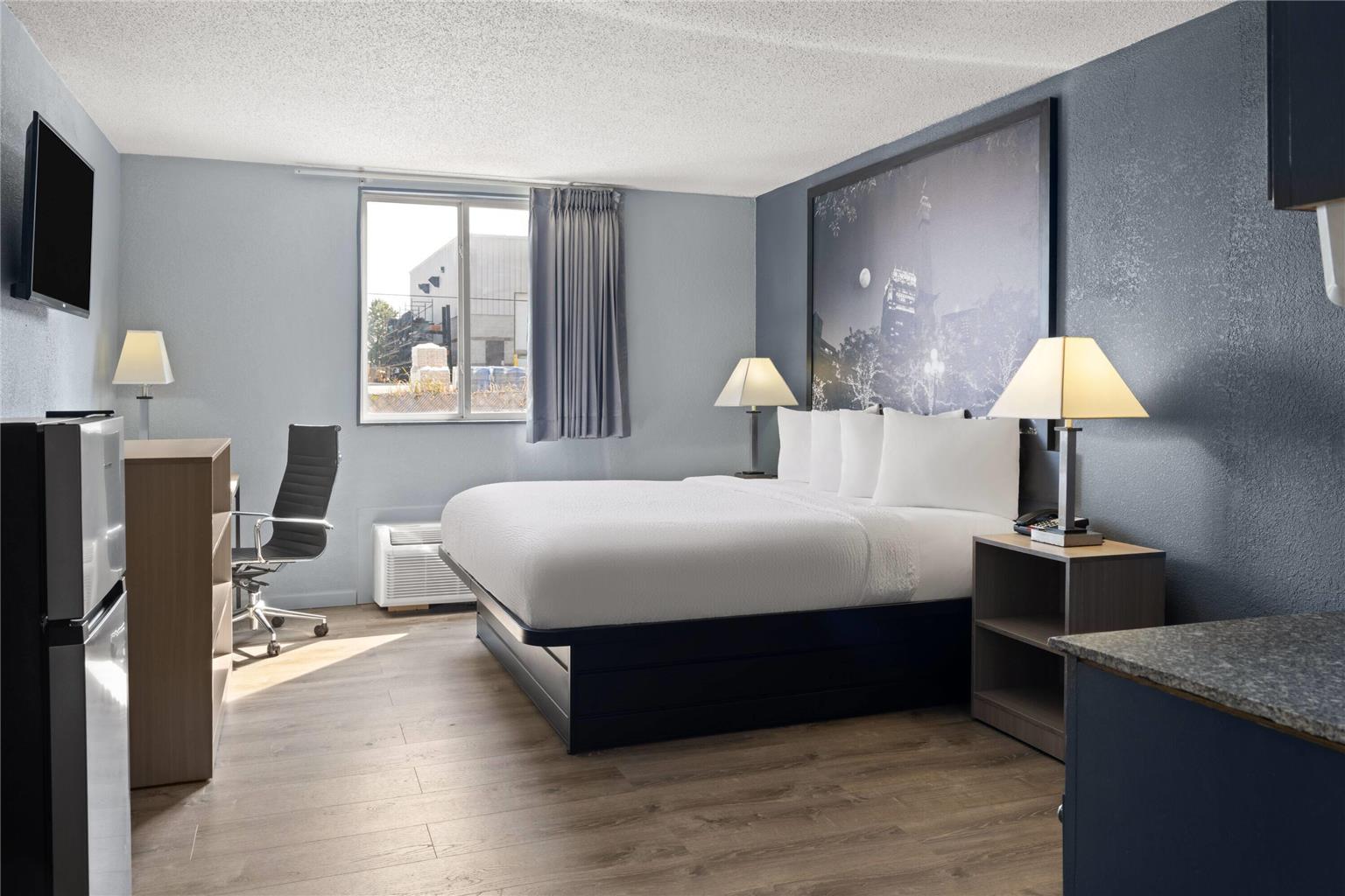 Super 8 by Wyndham Fort Wayne - photo 12