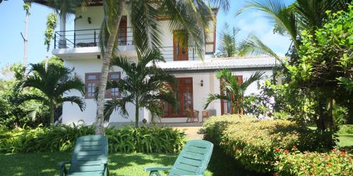 Hikka House 2 Bedroom Apartment — 4-Star Luxury Hotel in Hikkaduwa, Sri Lanka