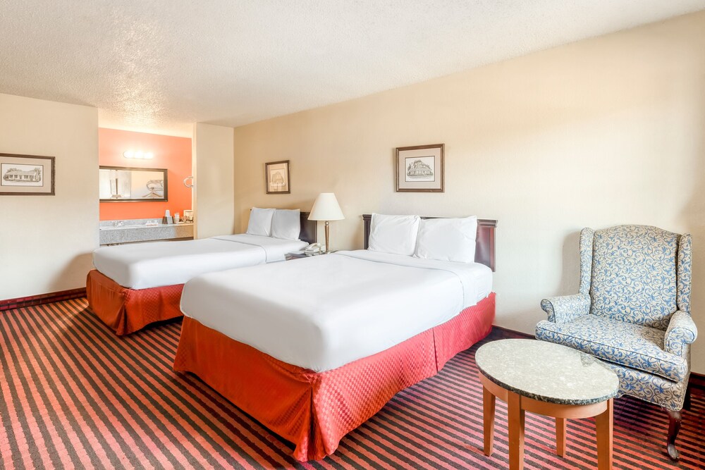 OYO Hotel Jefferson TX Hwy 59 - photo 20