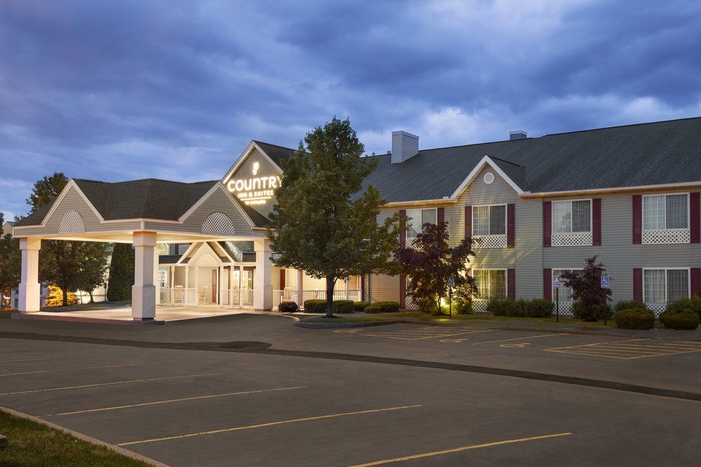 Country Inn & Suites by Carlson Rochester Henrietta NY — hotel in Henrietta