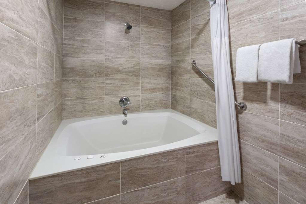 Days Inn by Wyndham Douglasville Atlanta Fairburn Road - photo 21