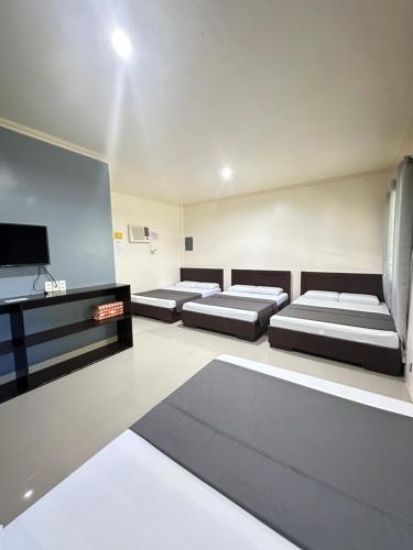 Veance Travellers Inn Pabuas extension in Mambajao, Philippines