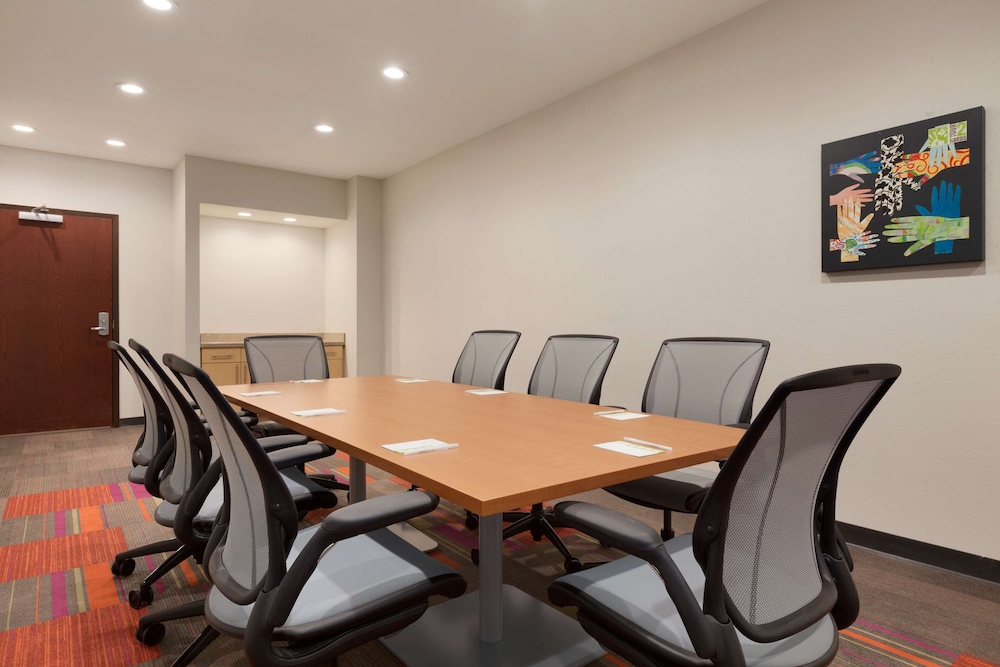 Home2 Suites by Hilton Oklahoma City Quail Springs - photo 18