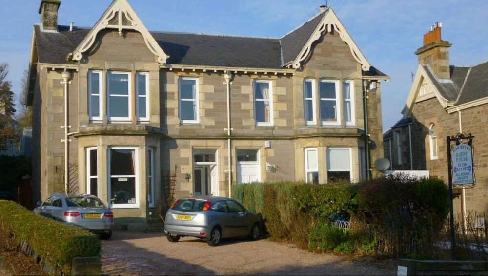 Rowanlea Guest House — 4-Star Luxury Hotel in Perth, United Kingdom