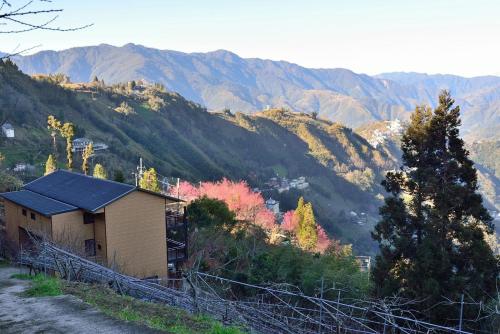 The fairy land Lala Mountain — 4-Star Luxury Hotel in Zhangjiang, Republic of China Taiwan