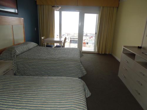 Royal Atlantic Beach Resort - photo 21