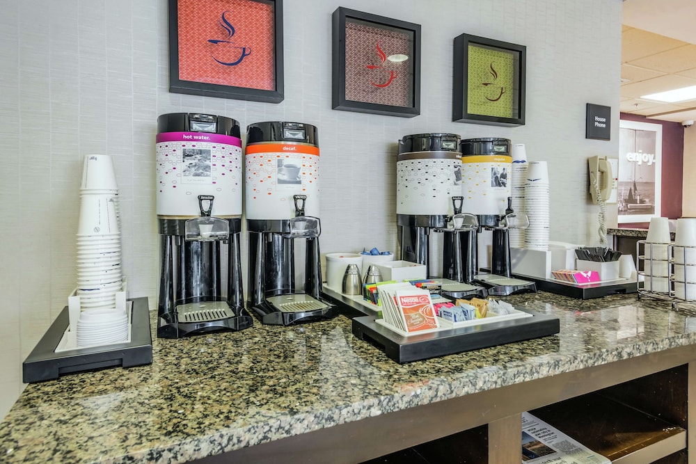 Hampton Inn Tampa International Airport Westshore - photo 52