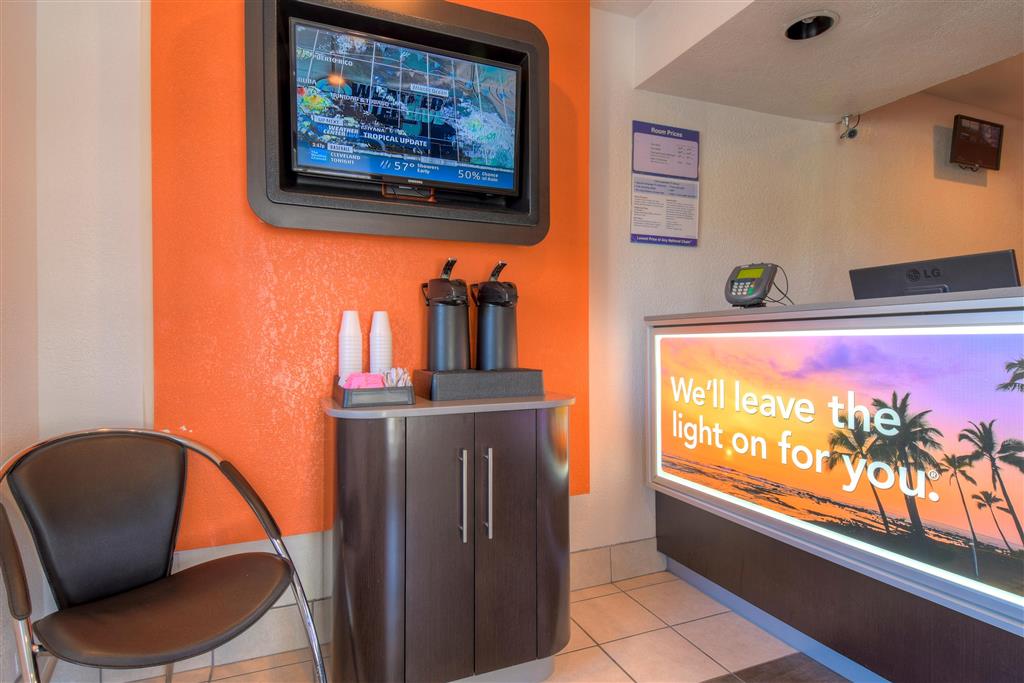 Motel6 San Ysidro CA San Diego Border - photo 19