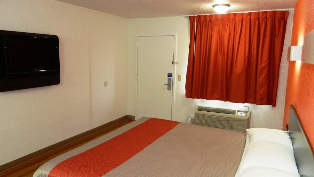 Motel 6 Oklahoma City OK Airport East - photo 10