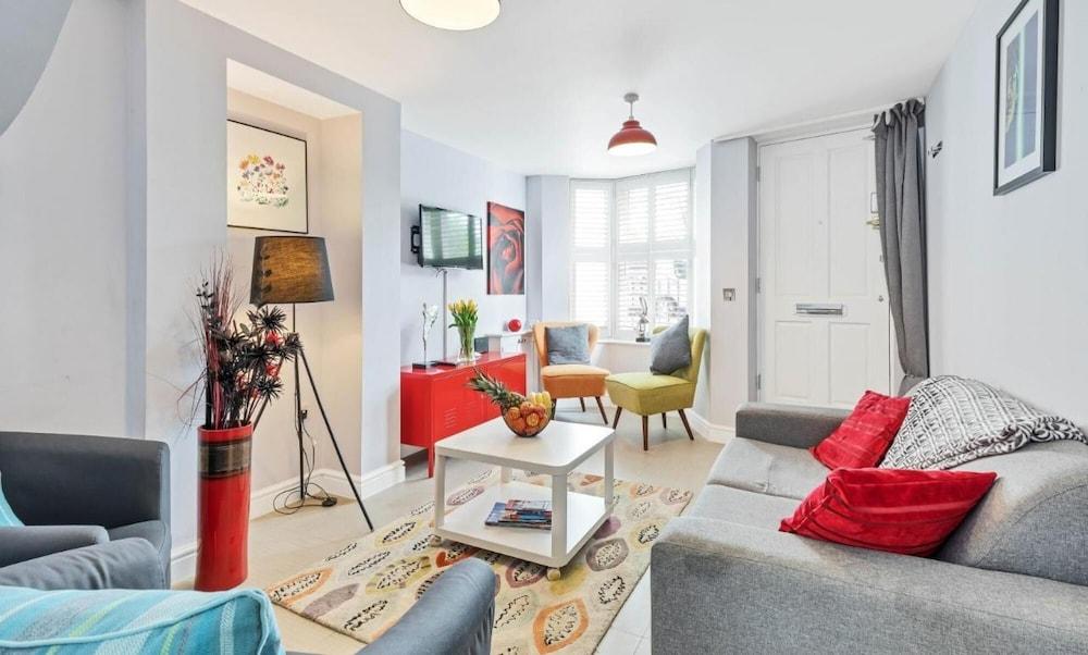 Brighton Getaways Park View House — 4-Star Luxury Hotel in Brighton, United Kingdom