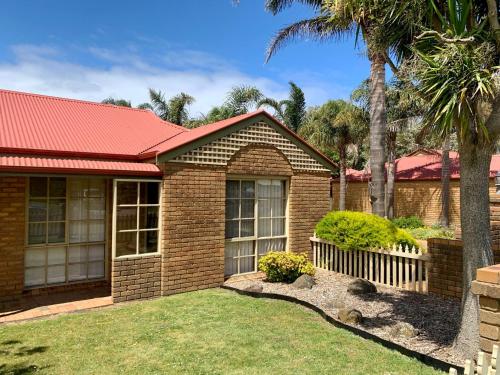 Palm Waters 1 - last minute hotel in Inverloch