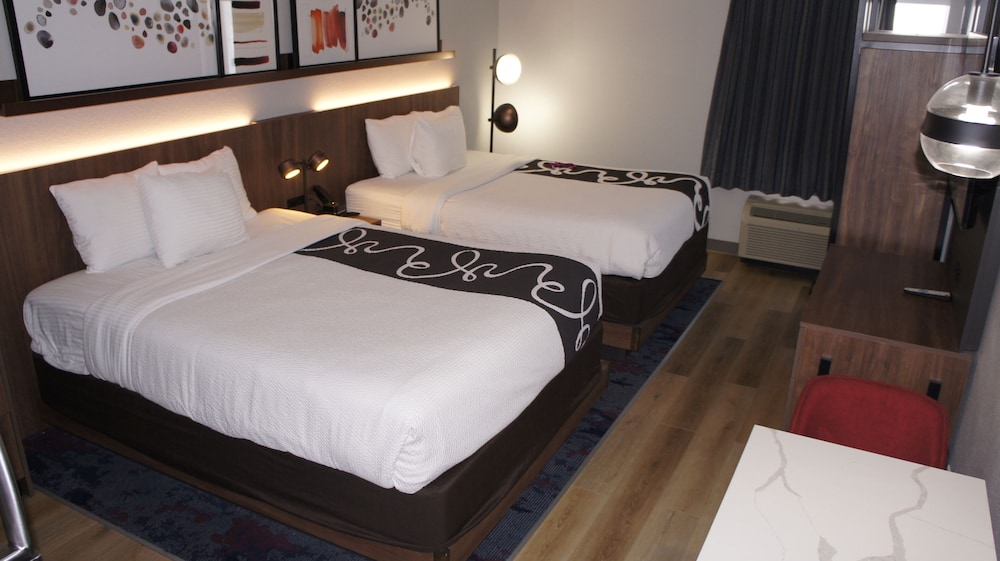 Hawthorn Extended Stay By Wyndham Knoxville - photo 6