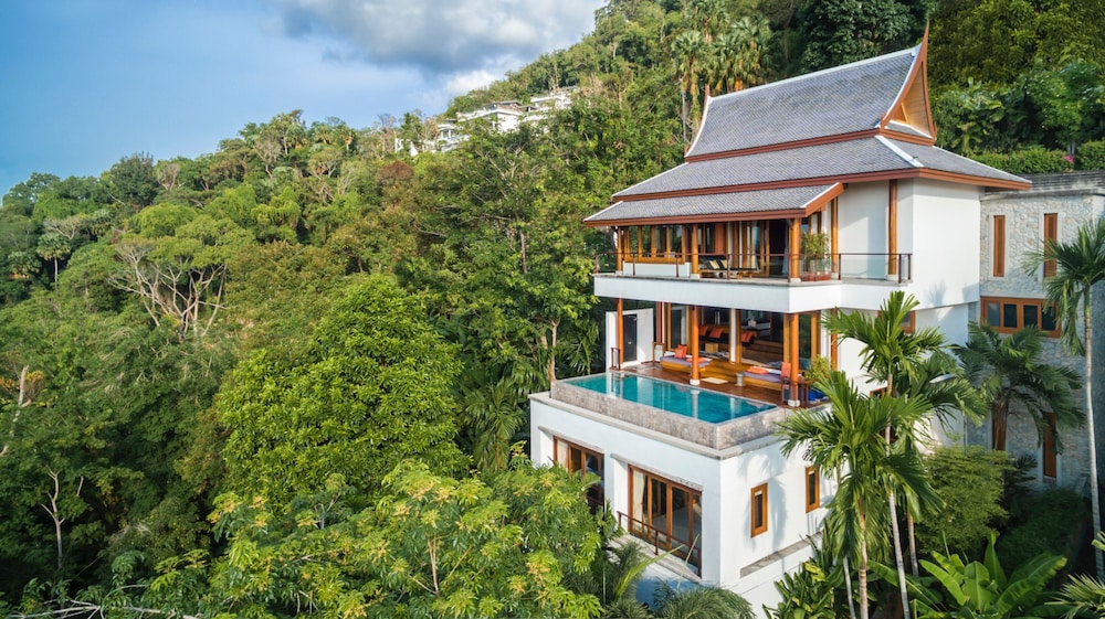 Villa Malisa — 5-Star Luxury Hotel in Phuket, Thailand
