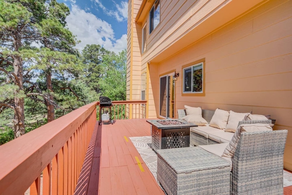 4BR AF Academyw hot Tub & Firepit - photo 31