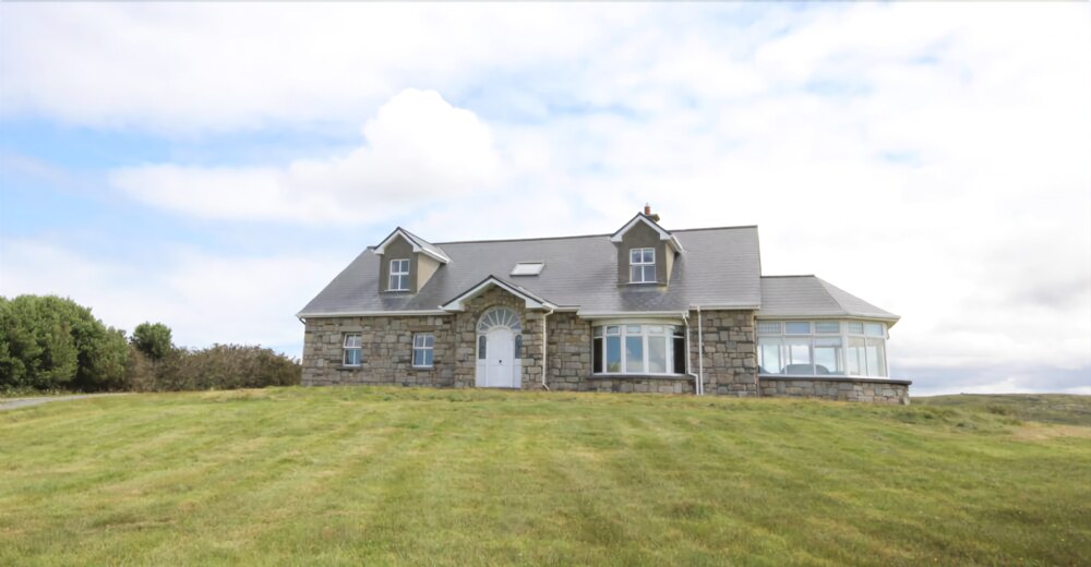 Jackie's Cottage — 4-Star Luxury Hotel in Gaillimh, Republic of Ireland
