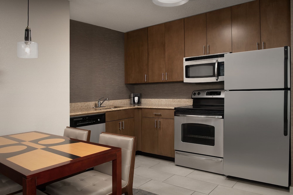 Residence Inn by Marriott Greensboro Airport - photo 16