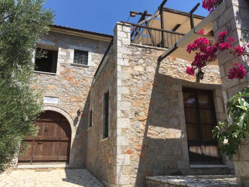 Leonidio Stone House — 4-Star Luxury Hotel in Leonidio, Greece