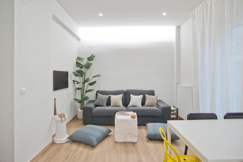 Aether Athens Luxurious Fully Renovated Apt — 4-Star Luxury Hotel in Athens, Greece