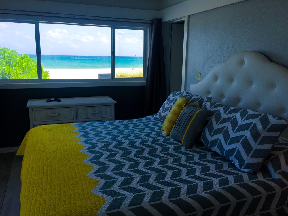 Coral Tides Resort - photo 27