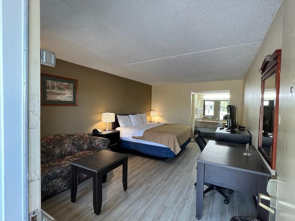 Rodeway Inn Walterboro I 95 - photo 20
