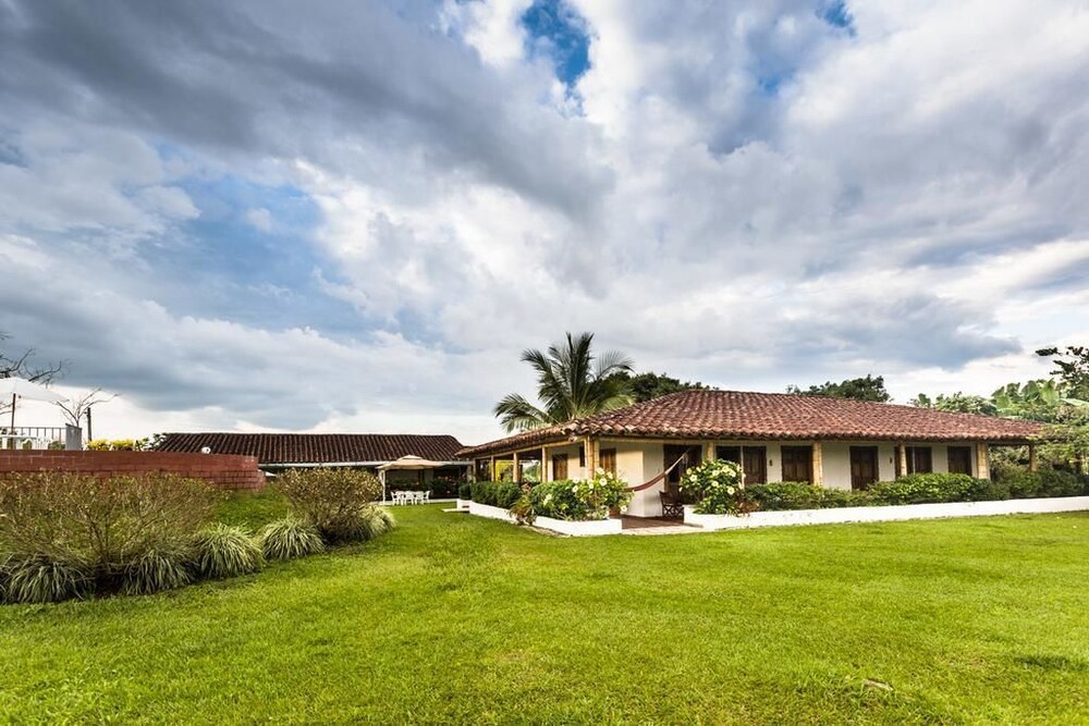 Finca Agroturistica Alejandria — Quimbaya