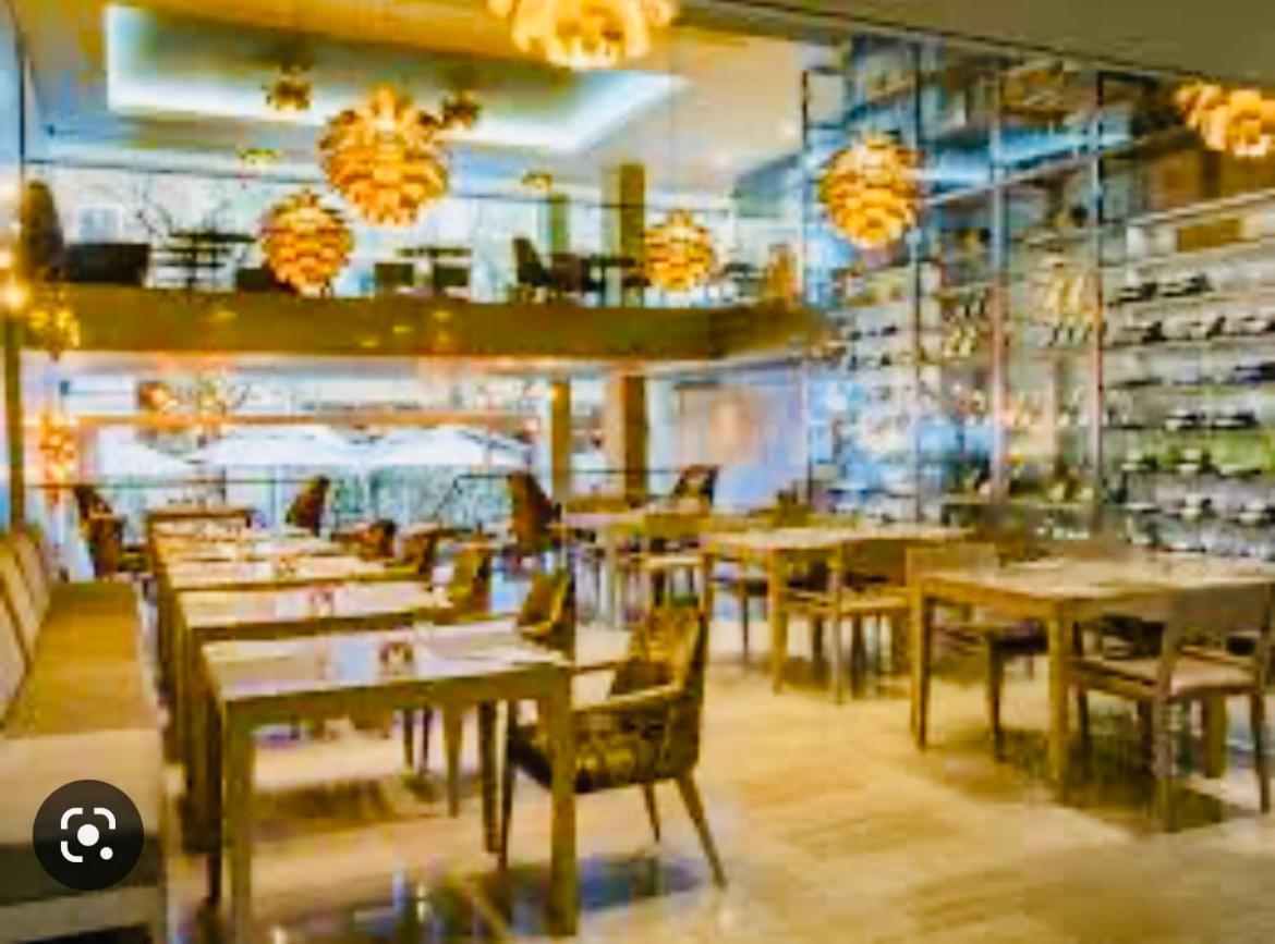 Taj Hotel Cape Town Taj Residence suites — 5-Star Luxury Hotel in Cape Town, South Africa