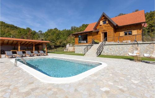Beautiful Home In Barlete With Wifi — 5-Star Luxury Hotel in Gospic, Croatia
