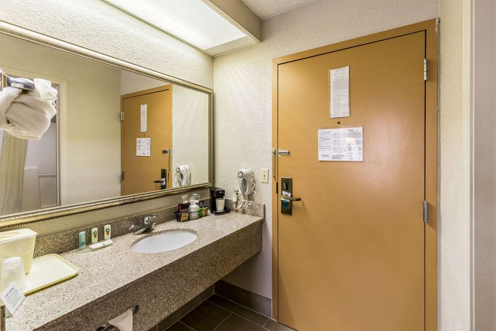 Quality Inn Rolla MO - photo 12
