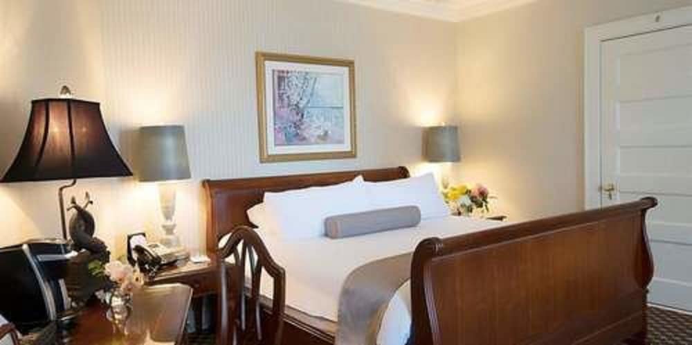 OceanCliff Hotel - photo 5