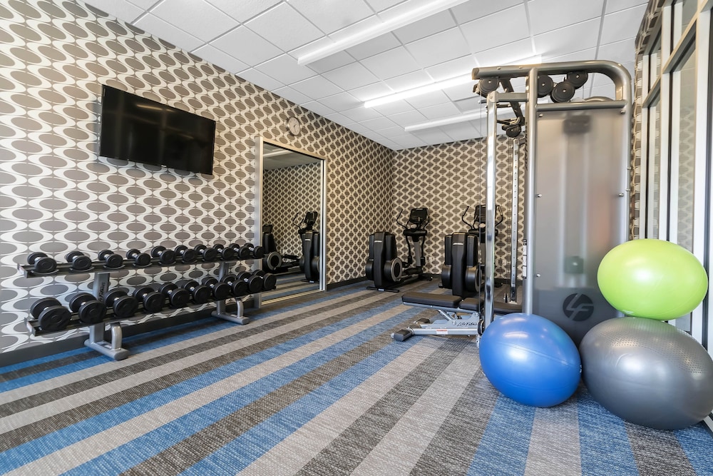 Aloft Newport On The Levee - photo 17