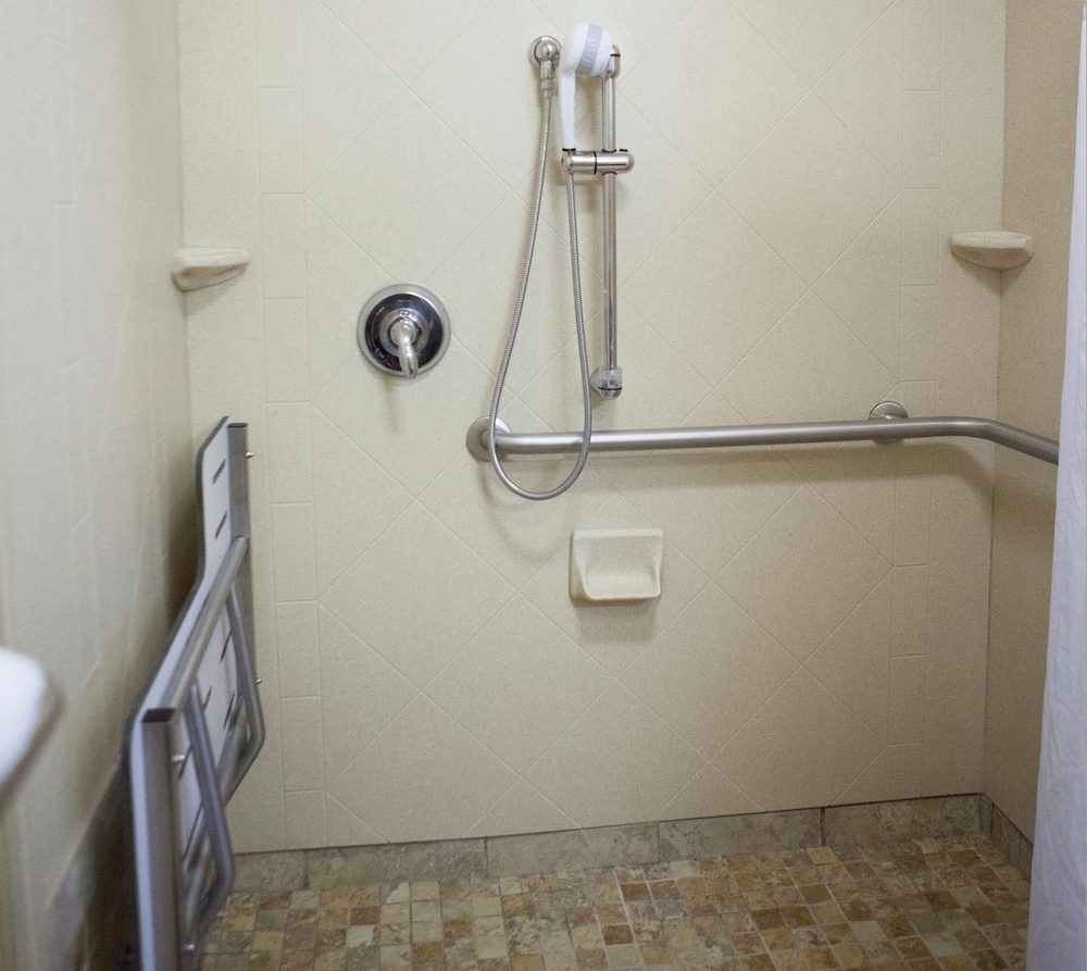 Hampton Inn Rochester Webster - photo 30
