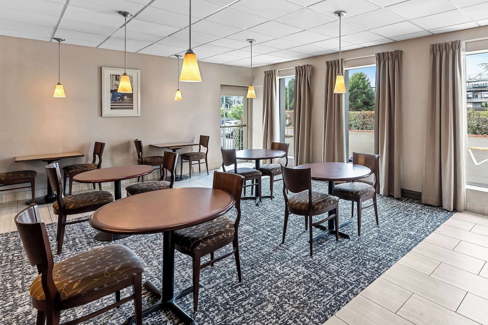 SureStay Hotel by Best Western SeaTac Airport North - photo 45