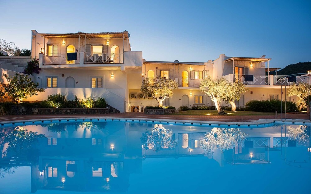 Le Ruve Bianche — 4-Star Luxury Hotel in Vibonati, Italy