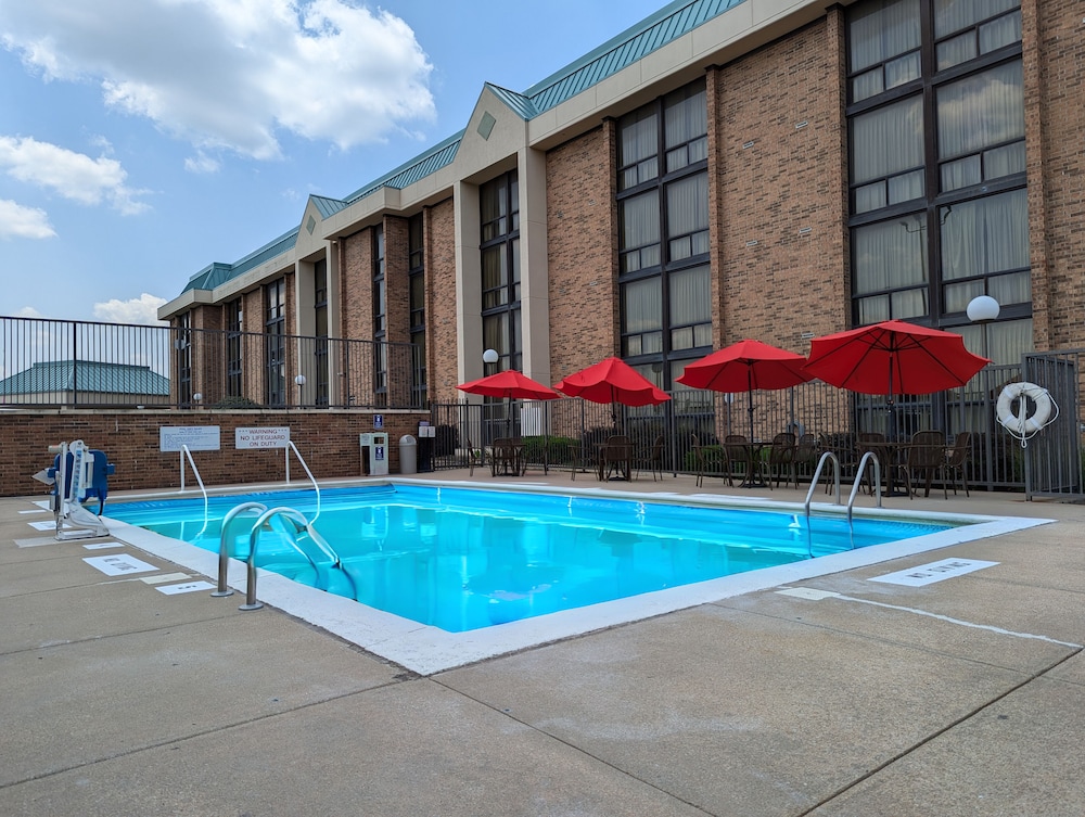 Hotel Lotus Kansas City Stadium - photo 11