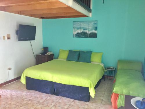 Mermaids Suite At Sandcastles — 4-Star Luxury Hotel in Ocho Rios, Jamaica