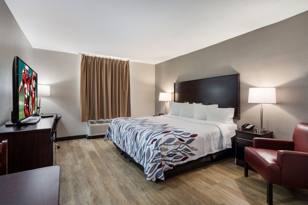 Red Roof Inn & Suites Jacksonville NC - photo 15