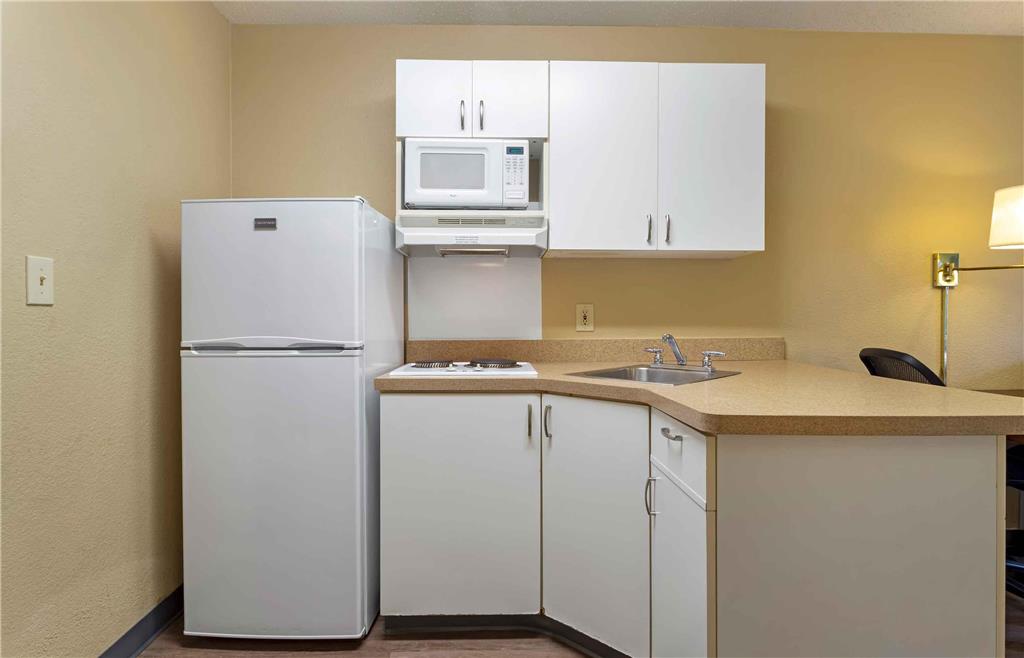 Extended Stay America Suites Houston NASA Johnson Space Ctr - photo 27