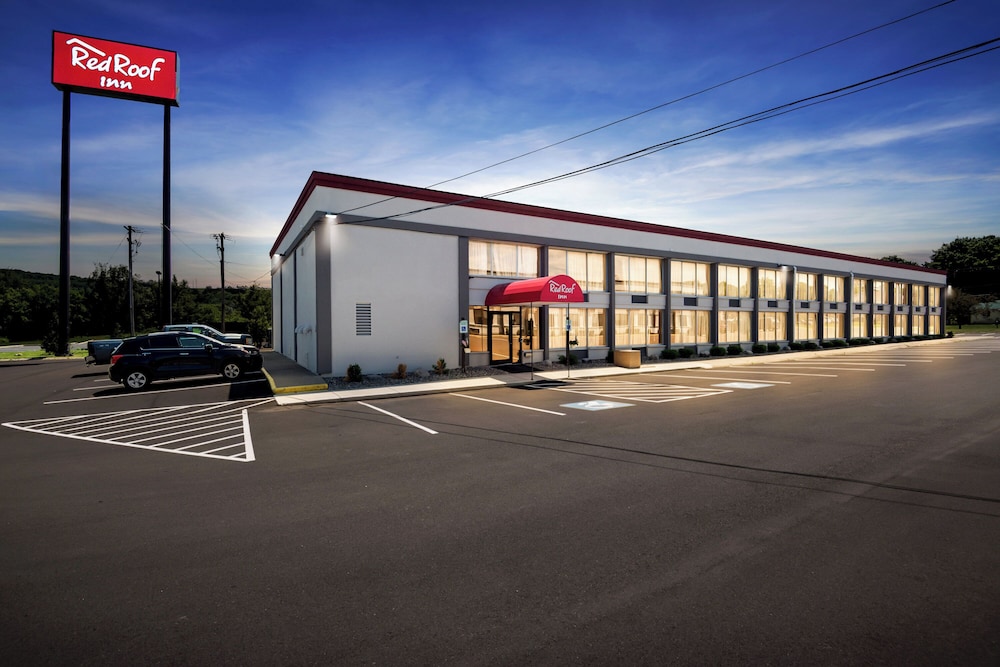 Red Roof Inn Cortland - photo 19